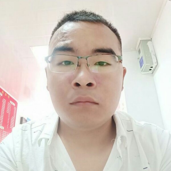 北京快递员的照片