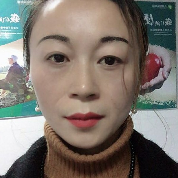 怕孤独泪了云朵的照片