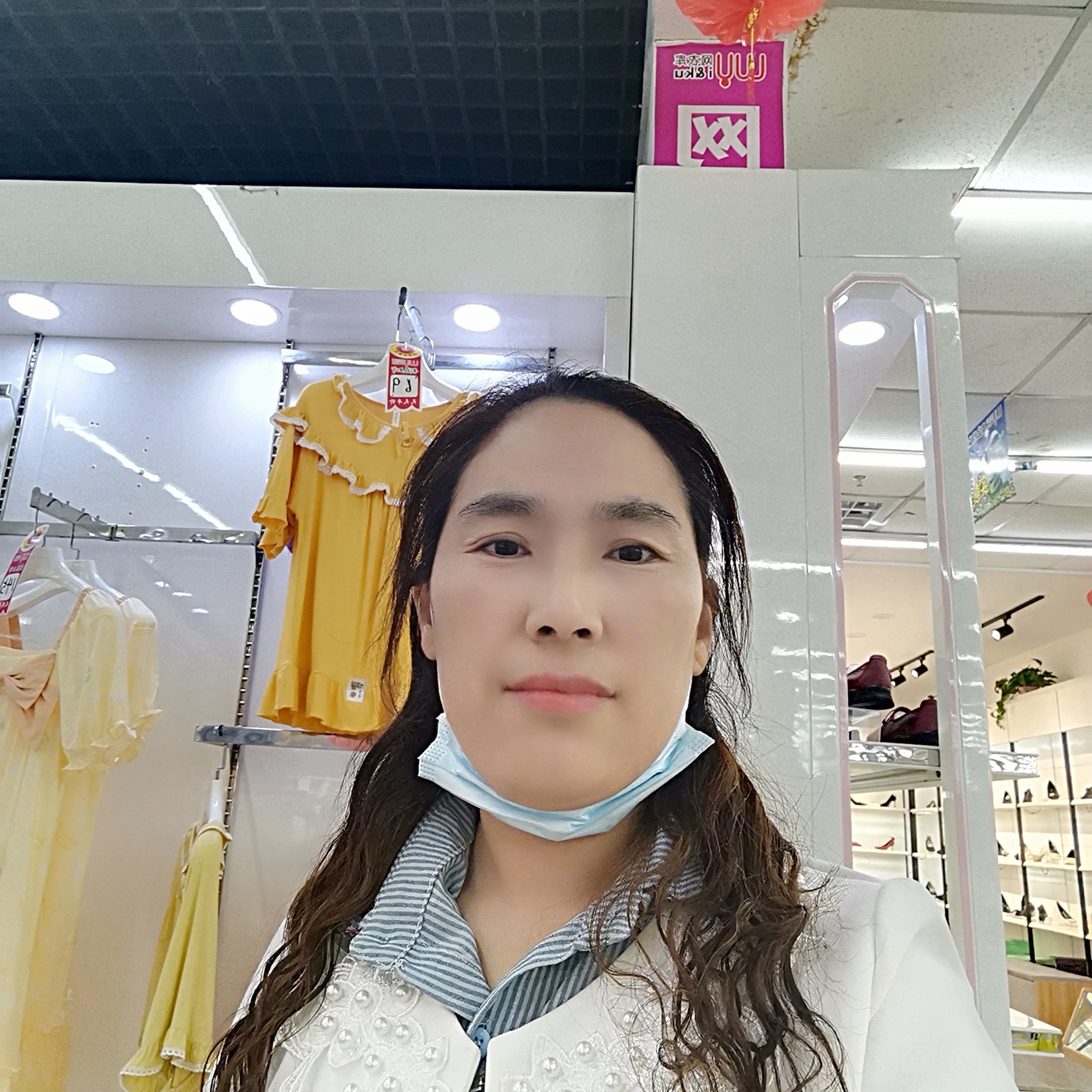 Zzcccccv的照片