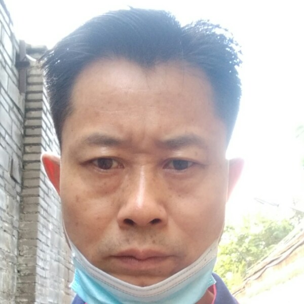 红戍的照片