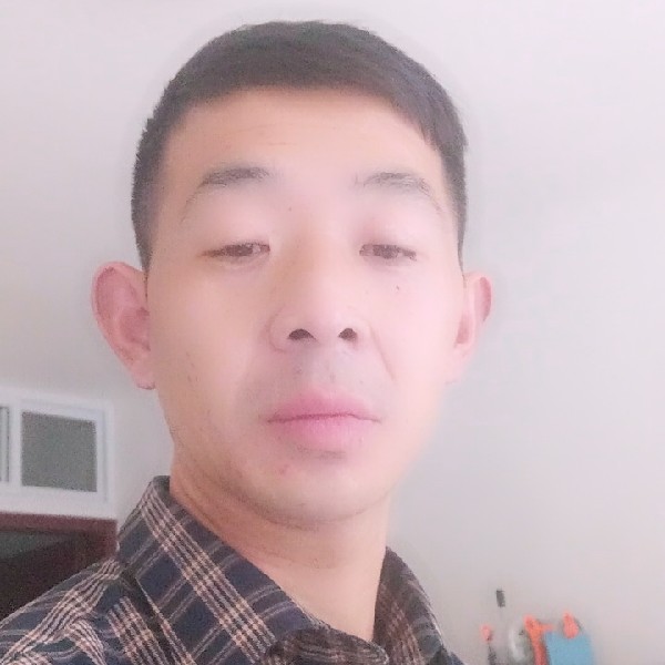 田松栢的照片