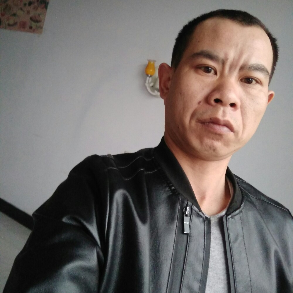 剪影懵懂的照片