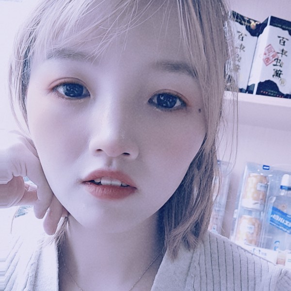 关娜的照片