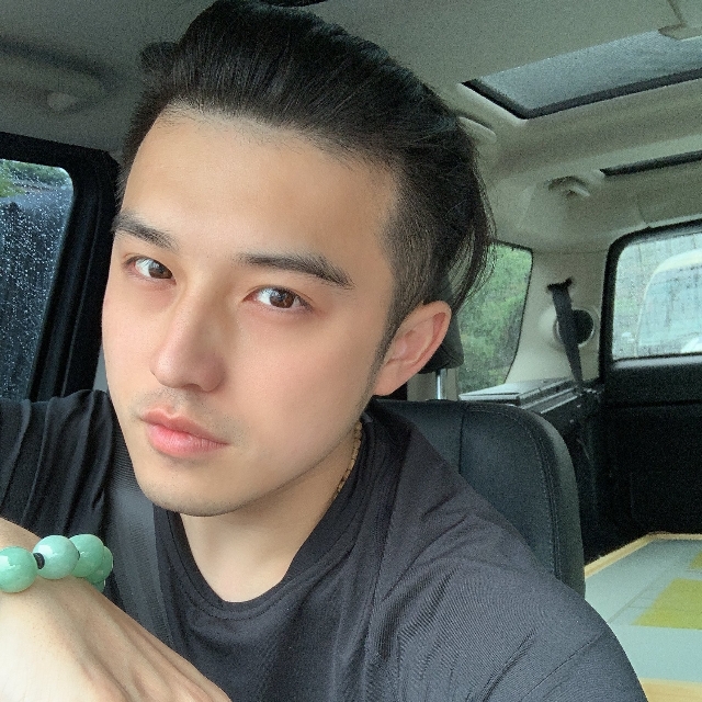 林大言的照片