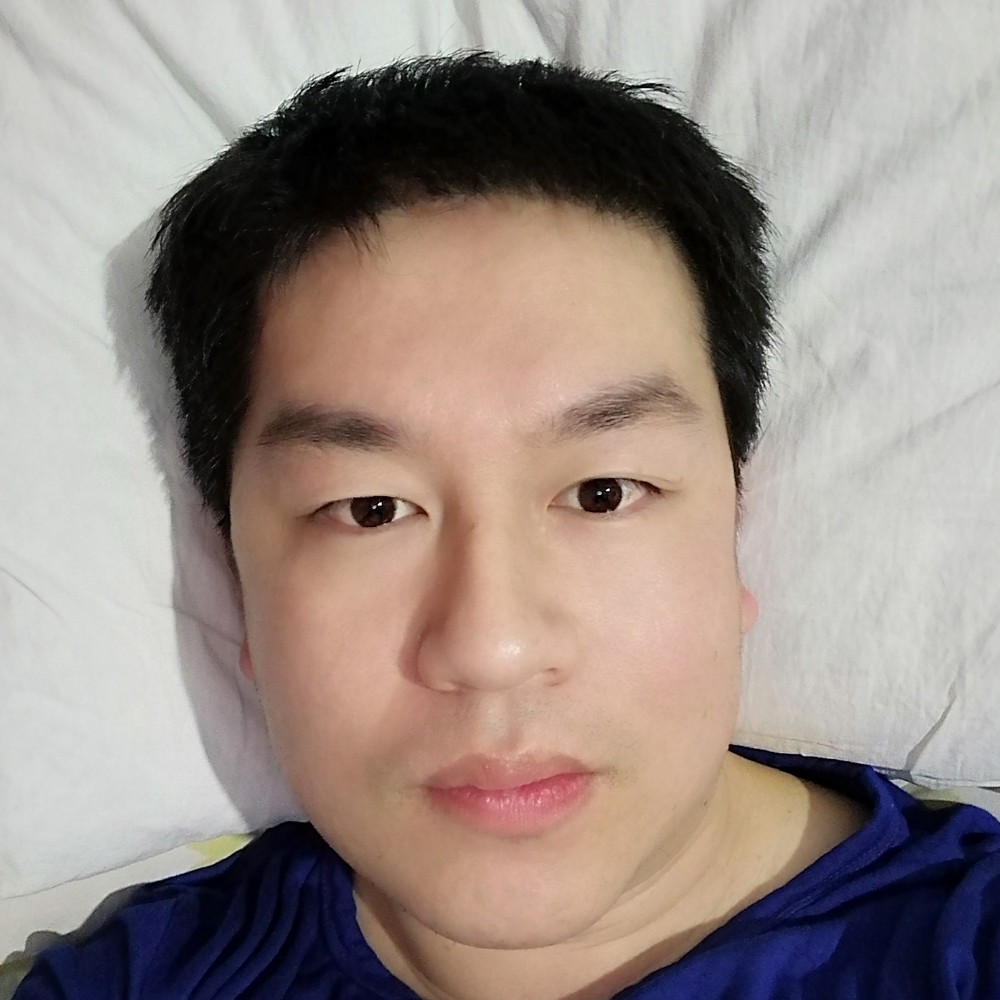 唯一的等待微笑的照片