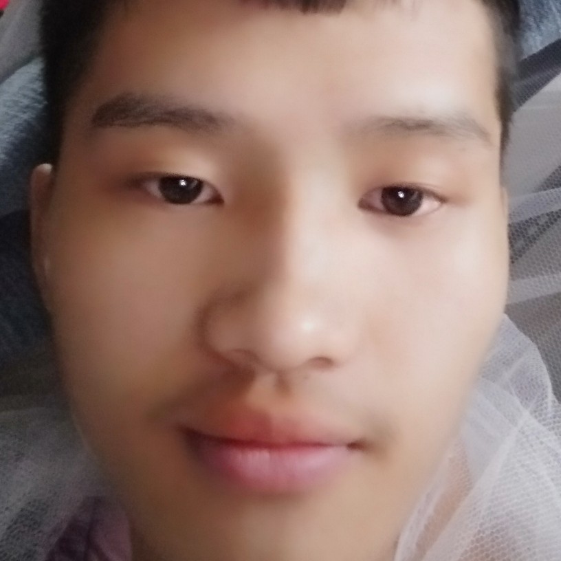 闪闪有发卡的照片