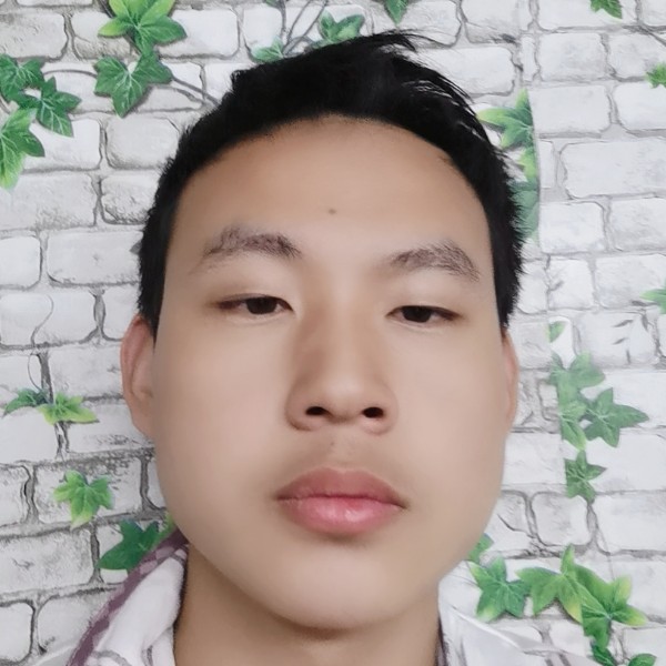 缥缈拿小虾米的照片