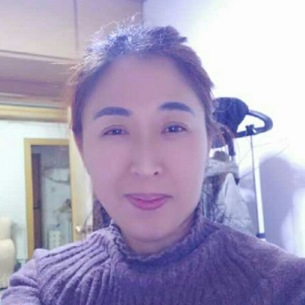 斑驳百褶裙的照片