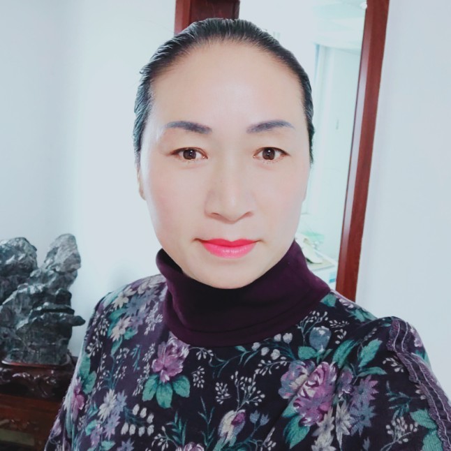 谨慎秋颜的照片