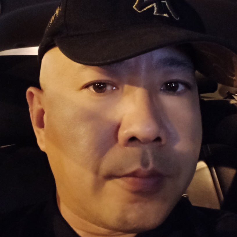 清曲挽手呆萌的照片