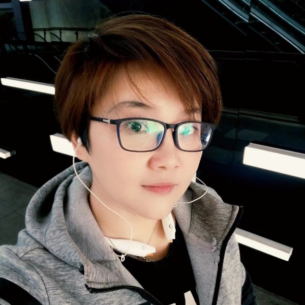 柳絮轻舞的照片