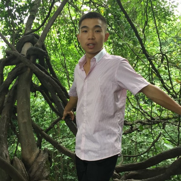 美女放弃土豪的照片