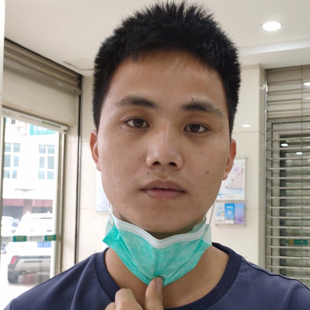 现代那白开水的照片