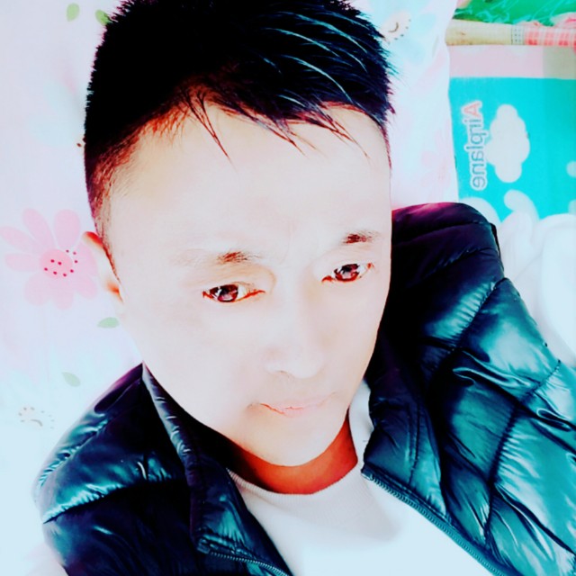 回忆总带着伤的照片