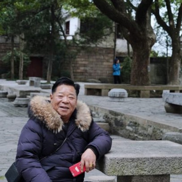 哭泣黛儿的照片
