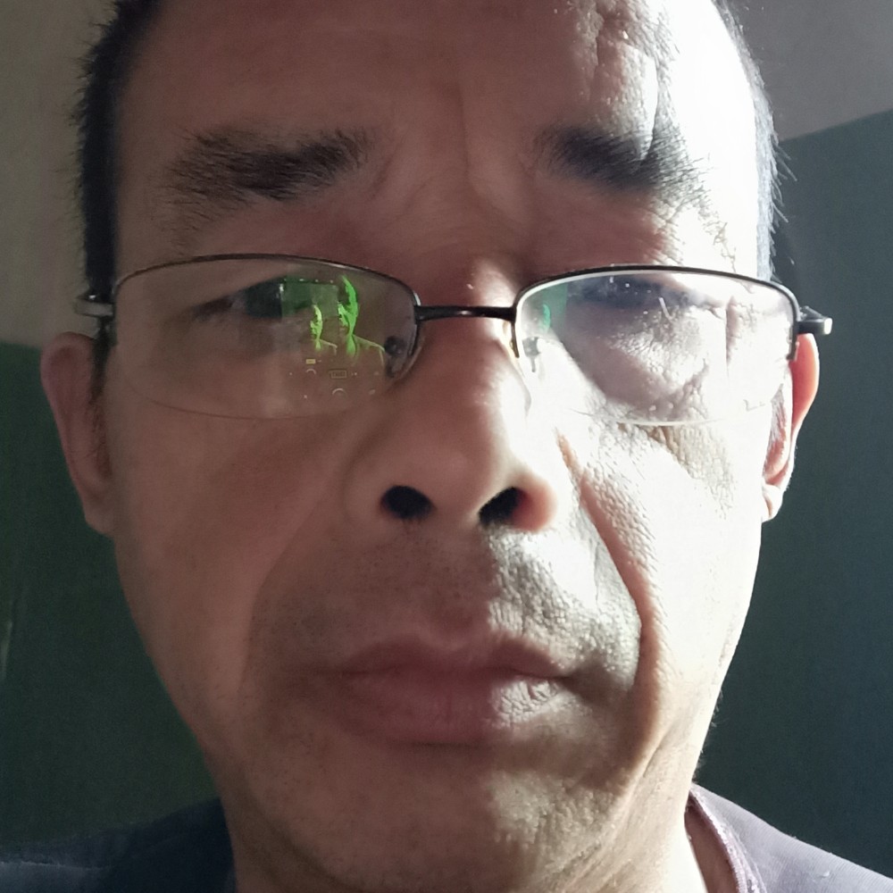 陈珙的照片
