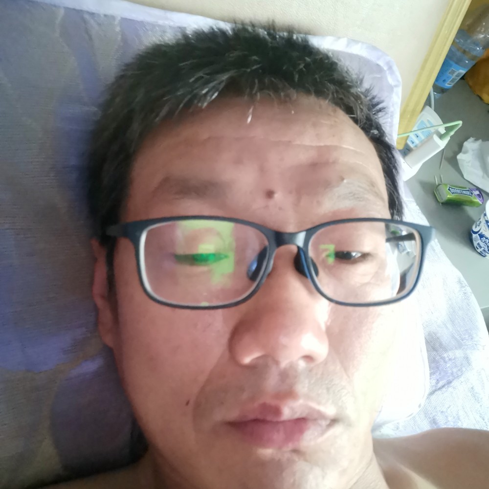 俭朴与小松鼠的照片
