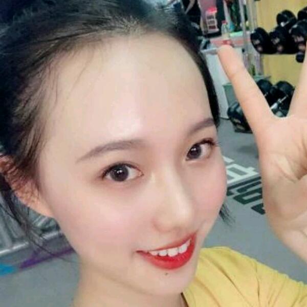 Lee等一人的照片