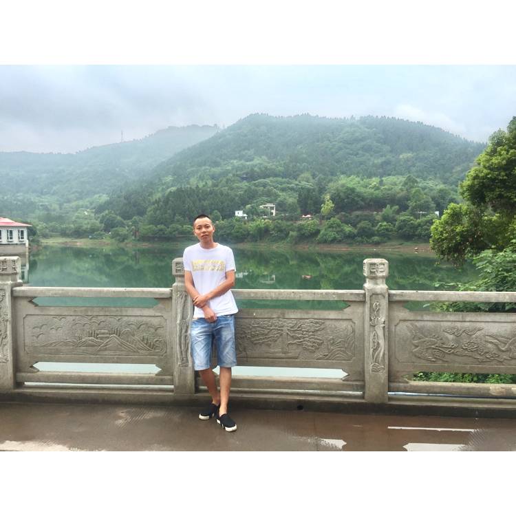 挖机哥的照片