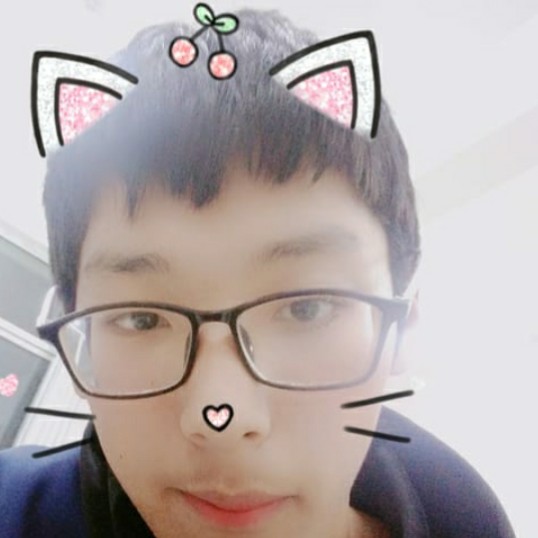 张宏达的照片