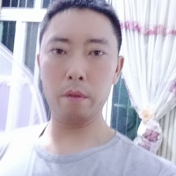 秋月开心的照片