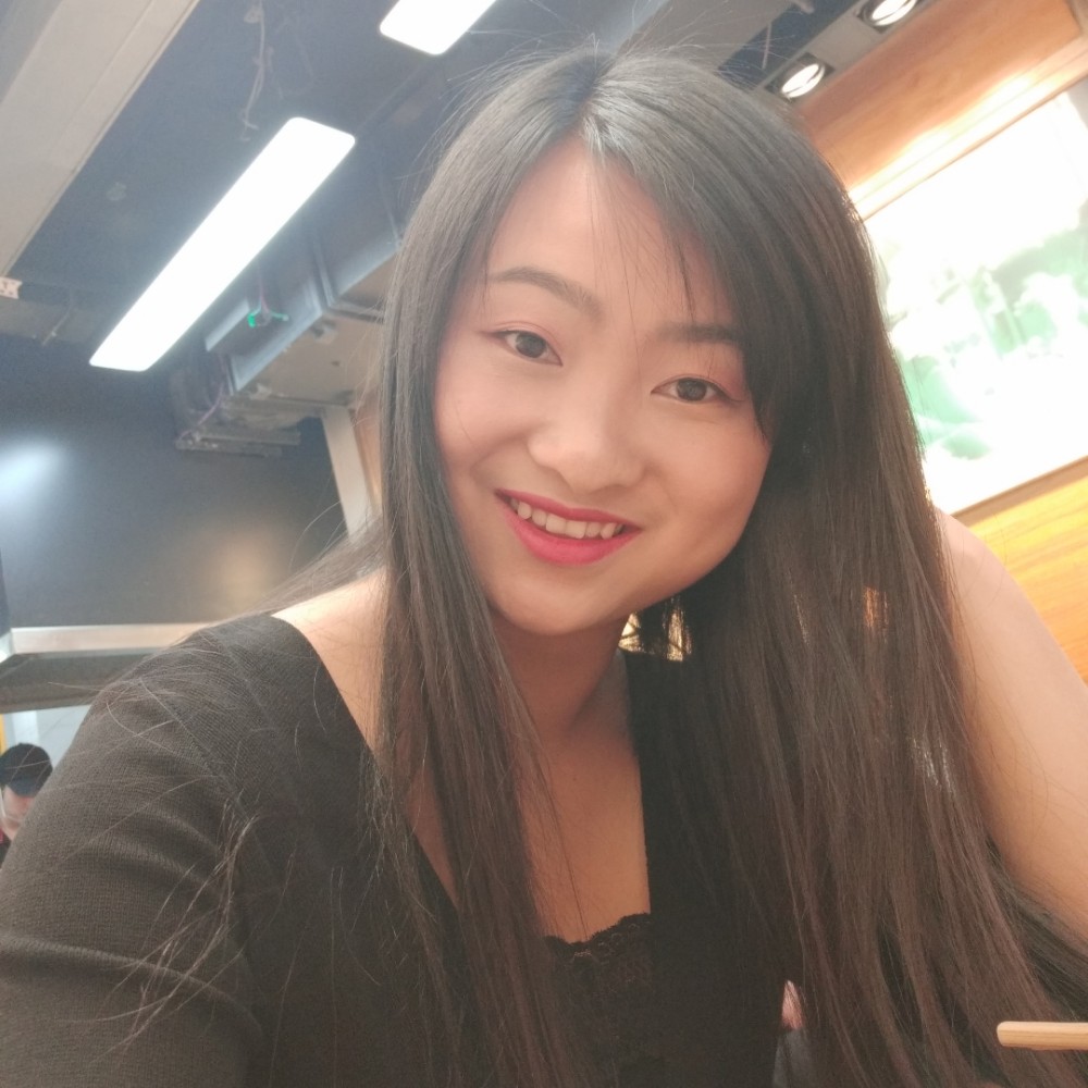 平淡紫萱的照片