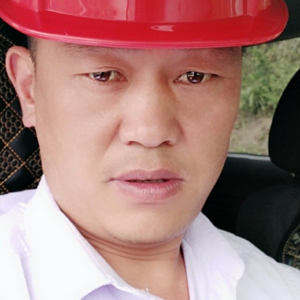 冷艳信封的照片