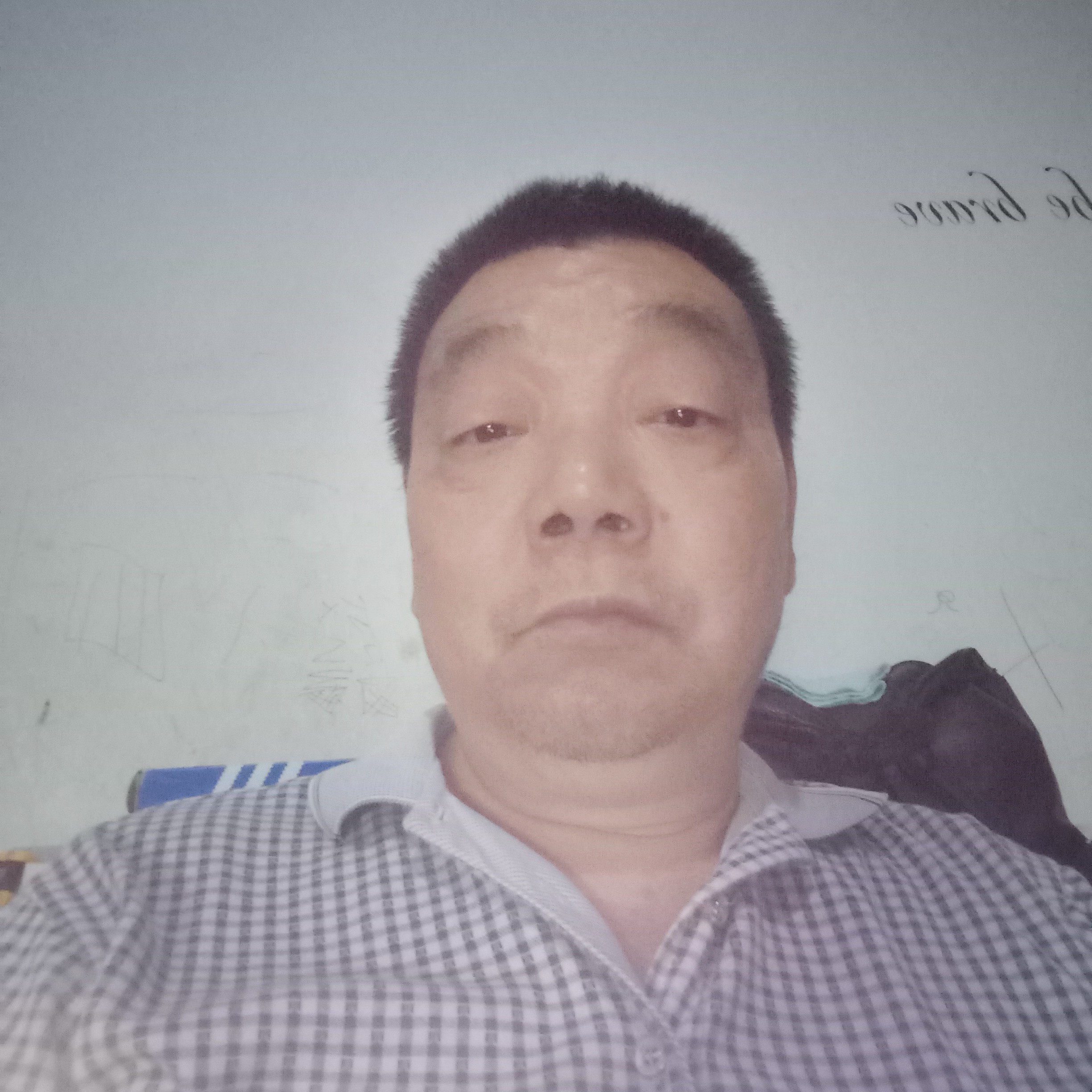 悟空回眸怕孤单的照片