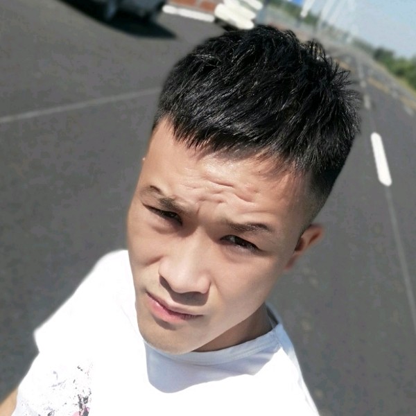 飘逸笑的照片