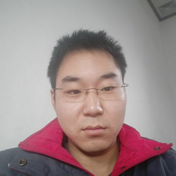 月亮保卫帅气的照片