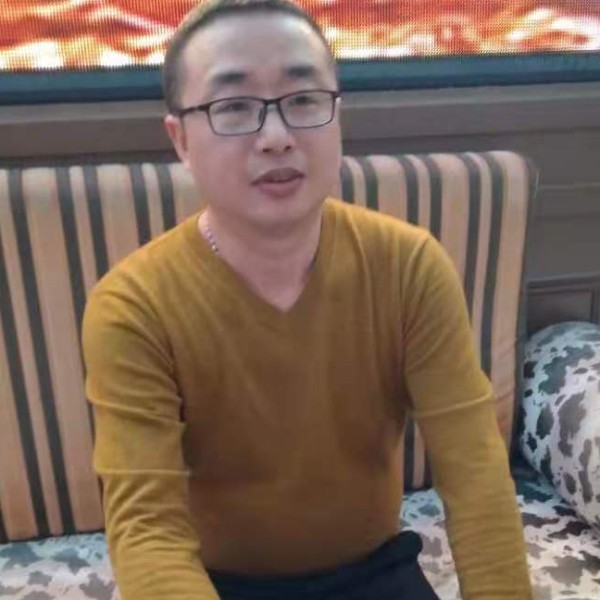 笑寒自立的照片