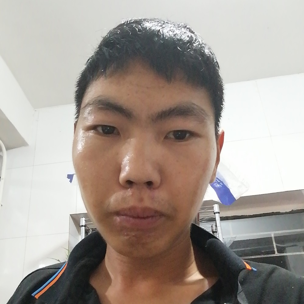 一个人多么背包的照片