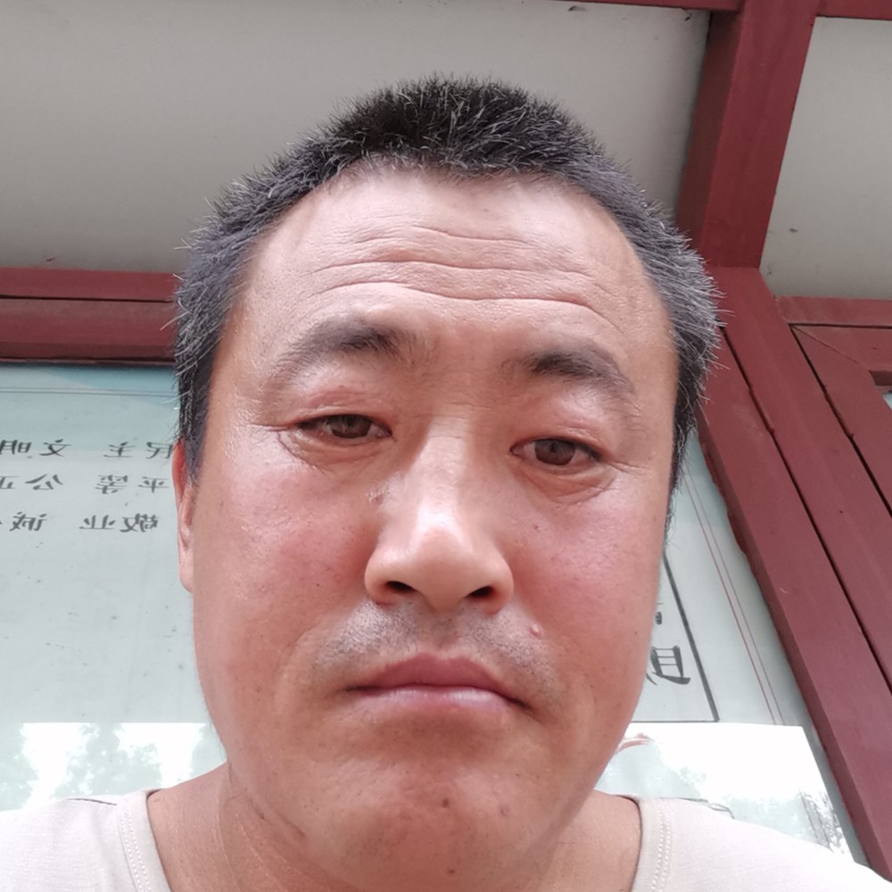 袁庆春的照片