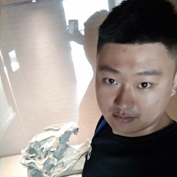金针菇苦恋忧郁的照片