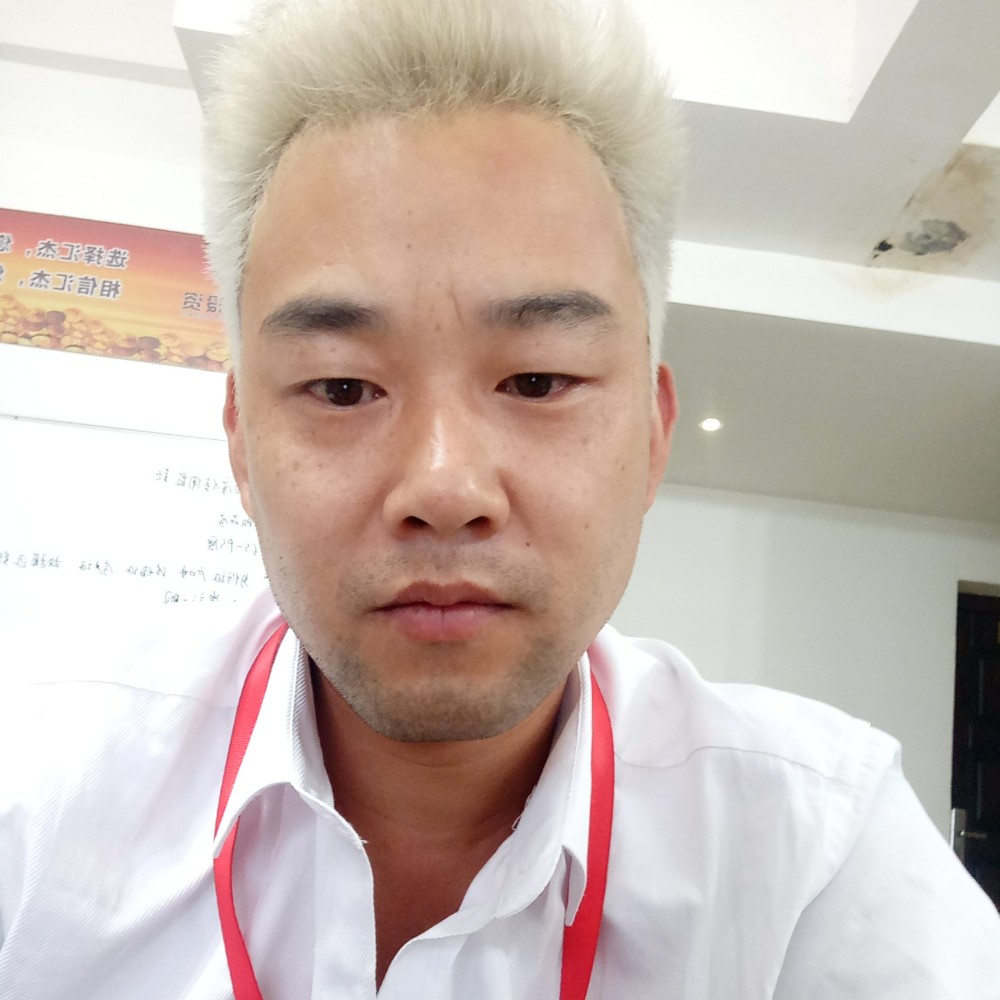 坠落的死神的照片