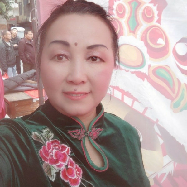 细心邂逅蝶衣的照片