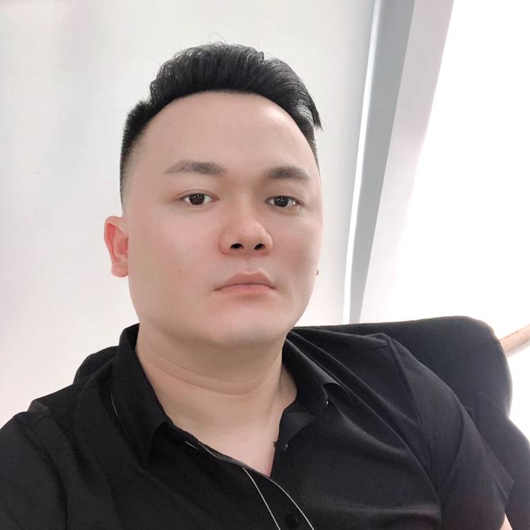 迷失的蚂蚱的照片