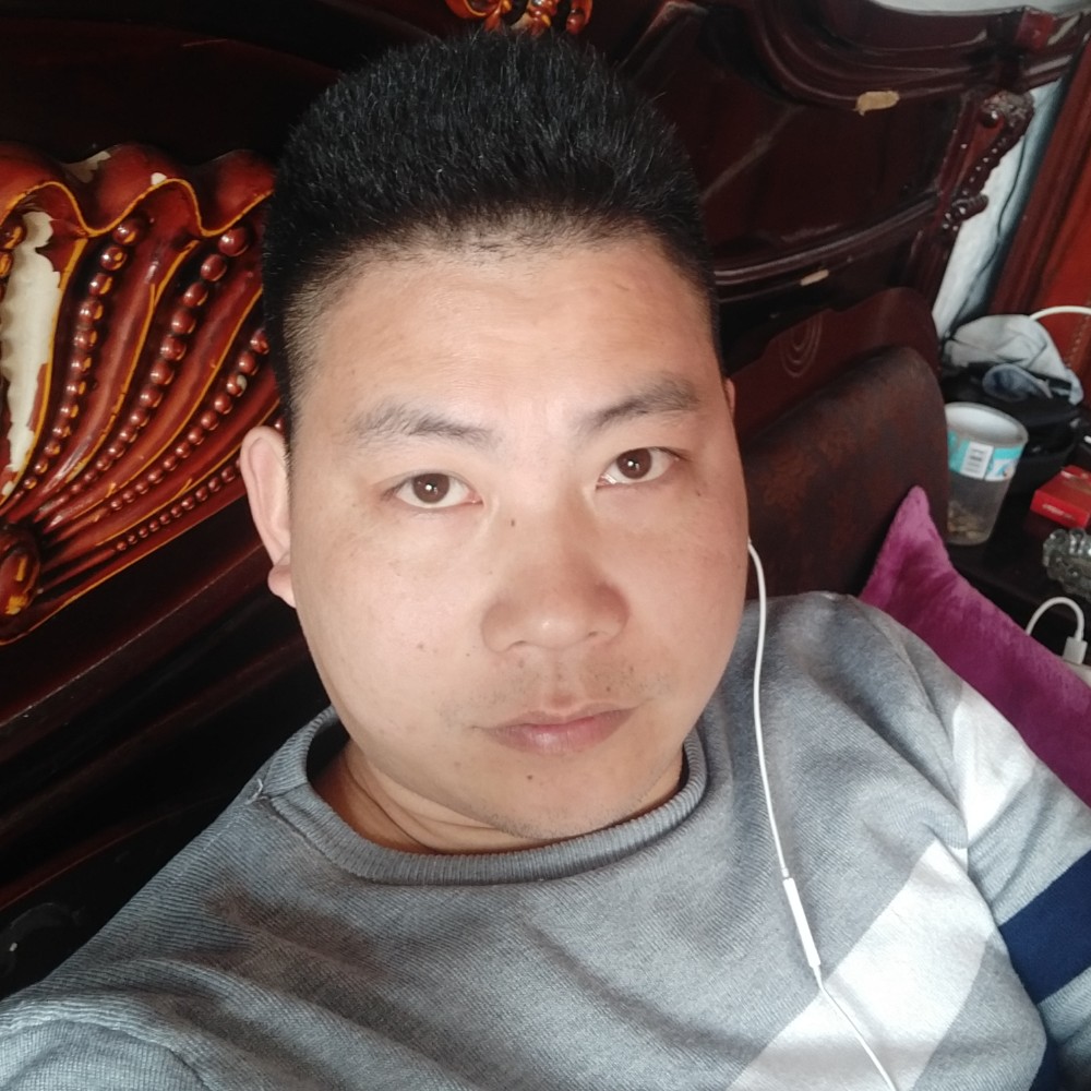 俏皮回首暖阳的照片