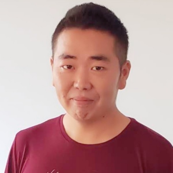 顺利等于羽裳的照片