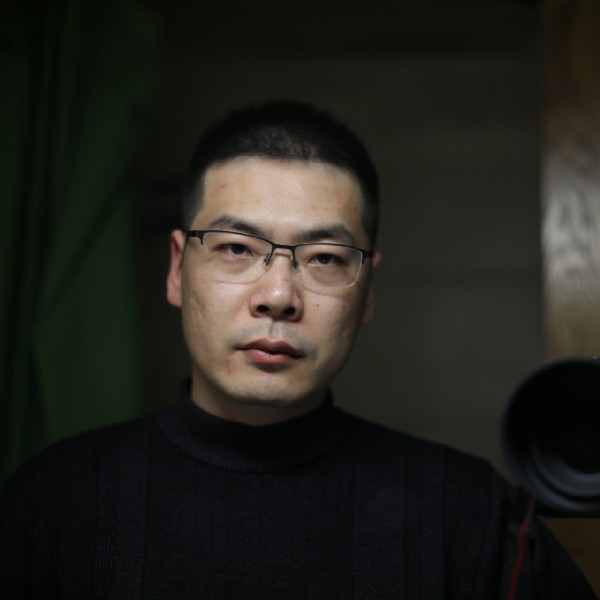 再狠一点的照片