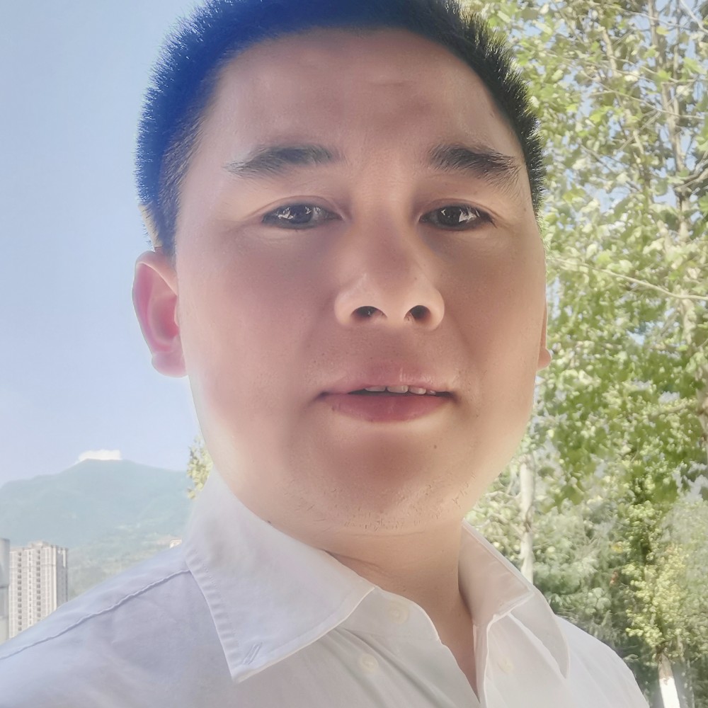 卜实人的照片
