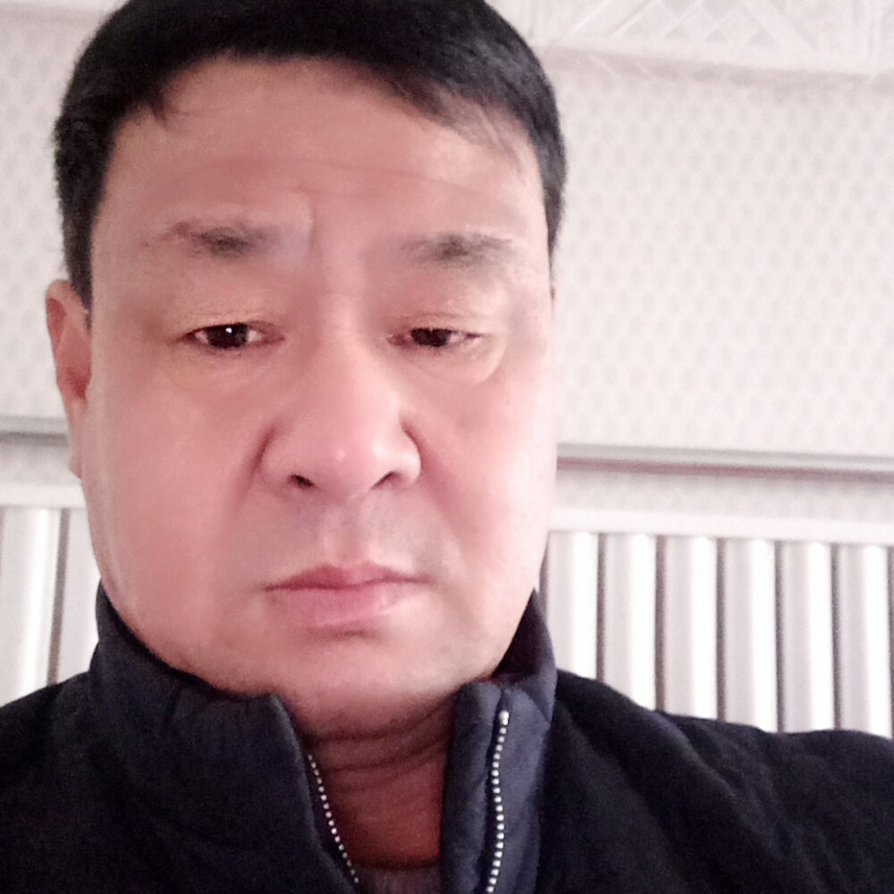 大侠斑驳的照片