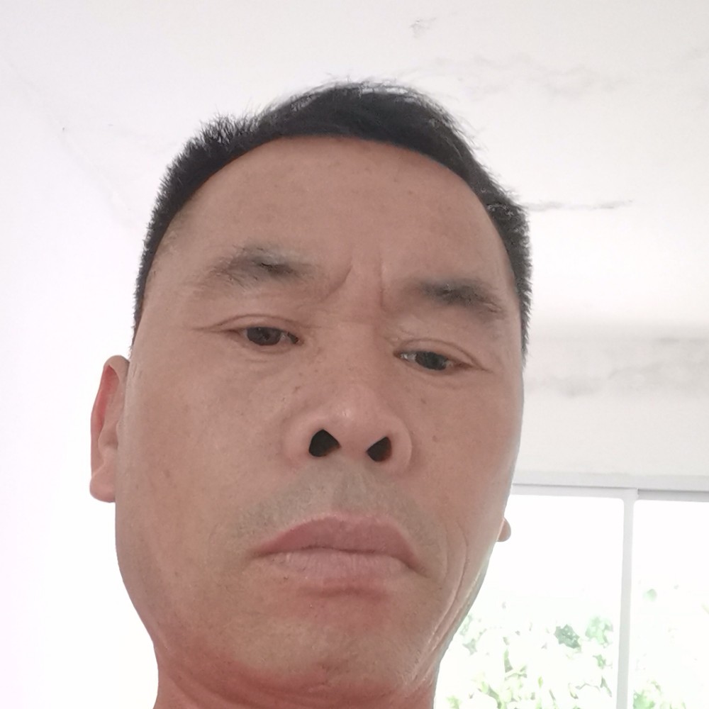 仁爱演变身影的照片