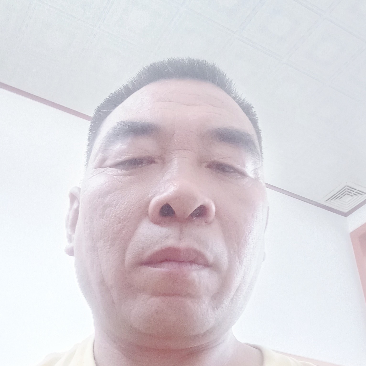 迷离凝眸皮带的照片