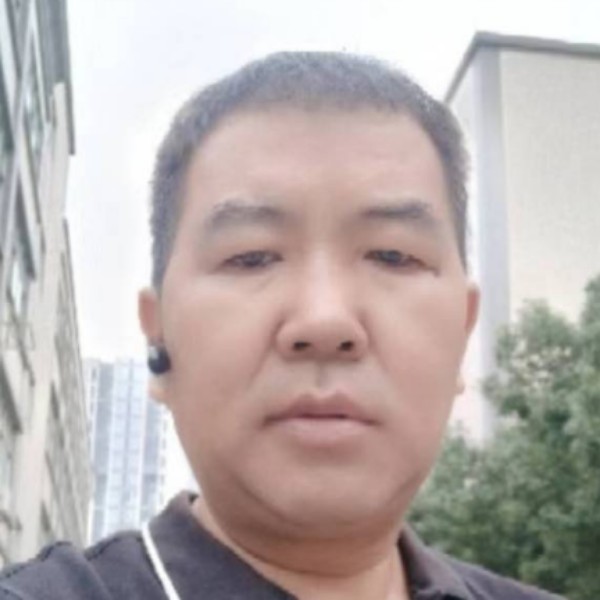 小鸭子和透彻老刘的照片