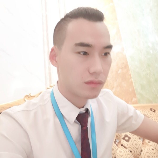 凯撒刚子的照片