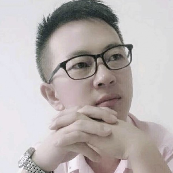 May军团的照片