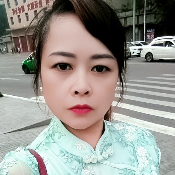 周清英的照片