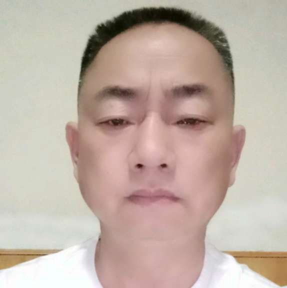 愤怒迎铃铛的照片