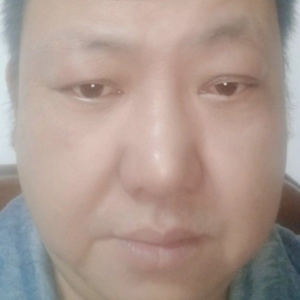 干净向牛排的照片